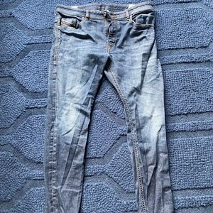 Men’s diesel jeans size 38x34